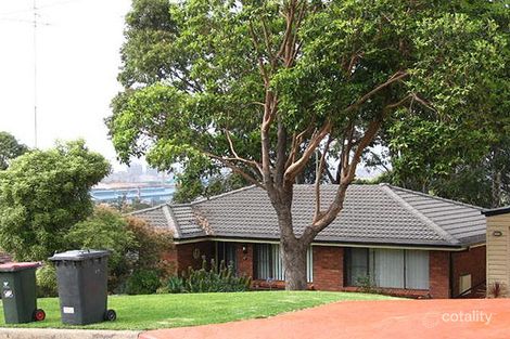 Property photo of 17 The Avenue Coniston NSW 2500