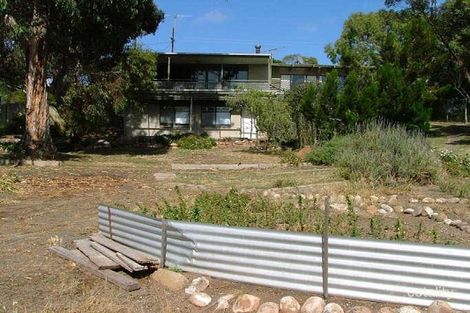 50-52 Hawthorn Ave, Emu Bay, SA 5223