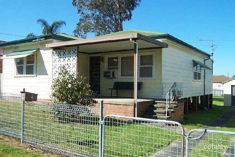 Property photo of 4 Bruce Street Glendale NSW 2285