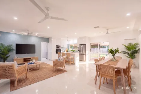 Property photo of 3 Melinga Close Caravonica QLD 4878