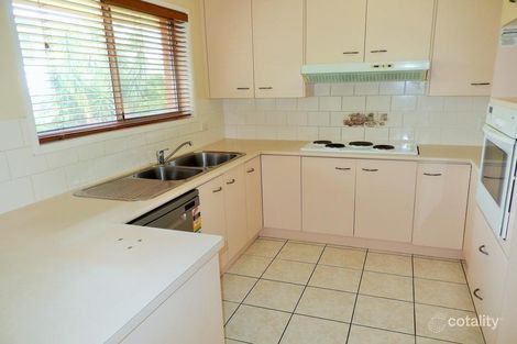 Property photo of 17 Bryant Court Silkstone QLD 4304