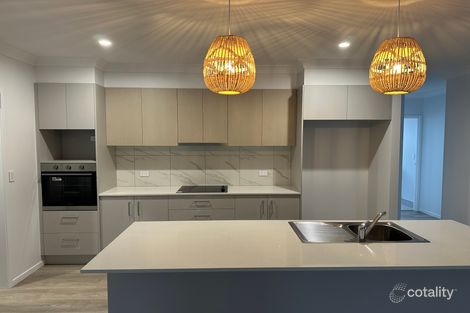 18 Rosemary Ct, Nikenbah, QLD 4655