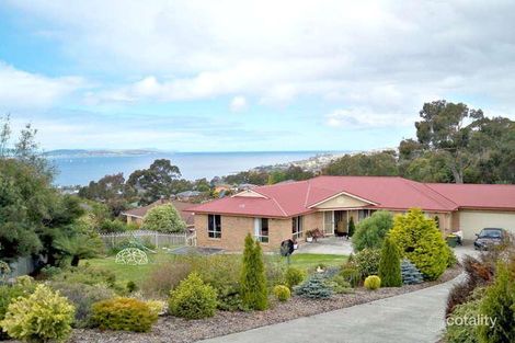 35 Timbertop Dr, Blackmans Bay, TAS 7052