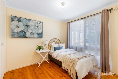 25 Isaacs Cl, Sunbury, VIC 3429