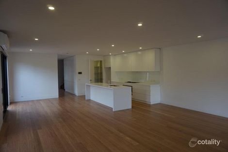 Property photo of 16B Miles Street Bentleigh VIC 3204