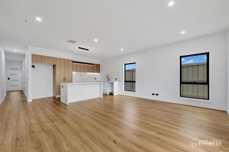 Property photo of 6 Moneta Way Weir Views VIC 3338