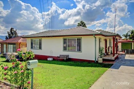 15 Cornwall Rd, Dapto, NSW 2530