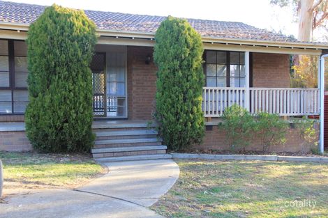 Property photo of 18 Longmore Crescent Wanniassa ACT 2903