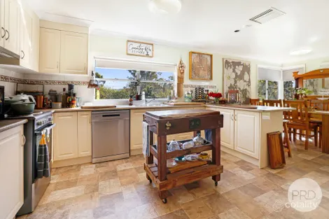 Property photo of 16 Darrell Road Calala NSW 2340
