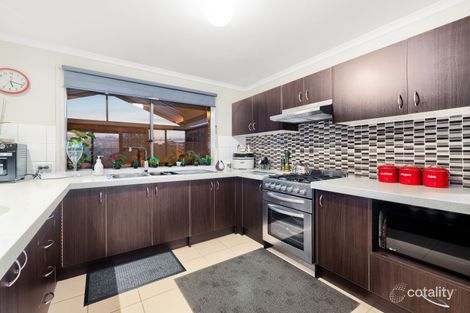 Property photo of 8 Forest Oak Court Cranbourne VIC 3977