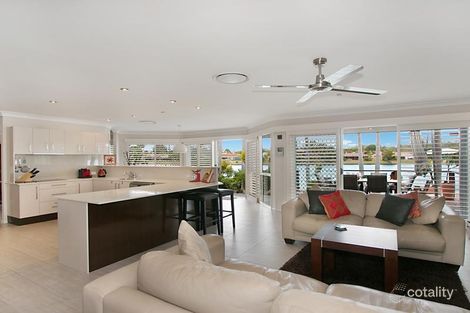 Property photo of 33 Cyclades Crescent Currumbin Waters QLD 4223