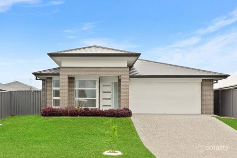 Property photo of 14 Maize Parkway Thrumster NSW 2444
