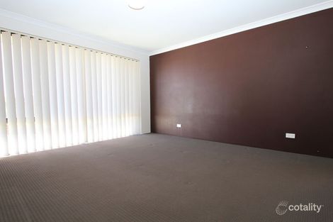 Property photo of 4 Strowan Pass Carramar WA 6031