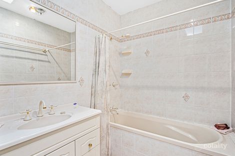 Property photo of 16 McCabe Street Warilla NSW 2528