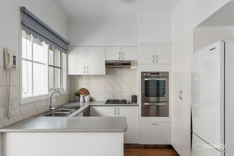 Property photo of 2/18 Walsh Street Ormond VIC 3204