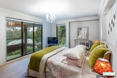 Property photo of 5 Robertson Place Fig Tree Pocket QLD 4069