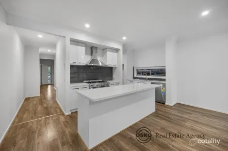 Property photo of 6 Forest Court Bacchus Marsh VIC 3340