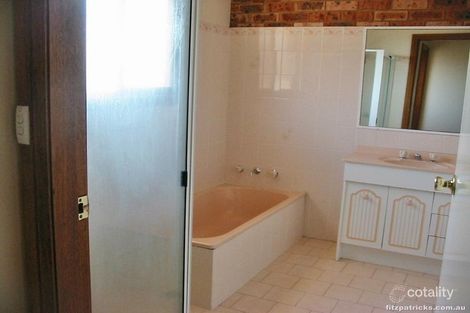 Property photo of 1/13 Nathan Place Kooringal NSW 2650