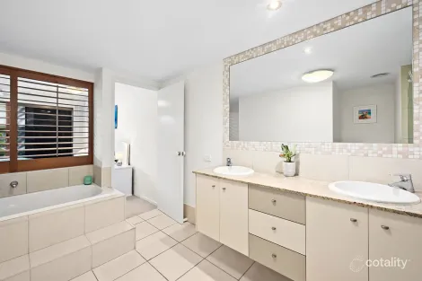 Property photo of 23/1 Grenada Way Parrearra QLD 4575