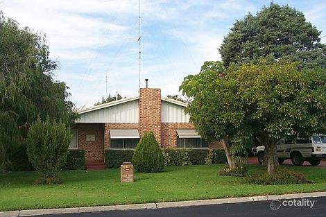 27 Montgomery Rd, South Bunbury, WA 6230