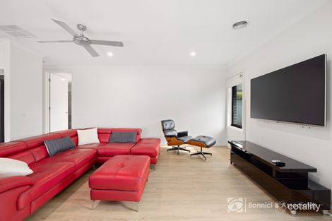 Property photo of 7 Birdie Place Thurgoona NSW 2640