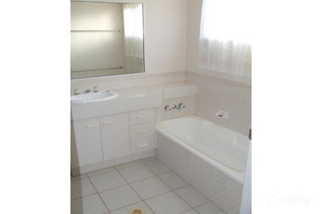 Property photo of 15 Seymore Avenue Kalkie QLD 4670