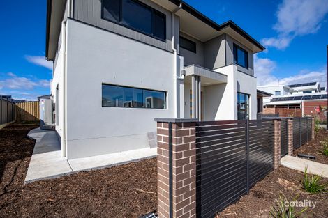 Property photo of 10 Ariotti Street Strathnairn ACT 2615