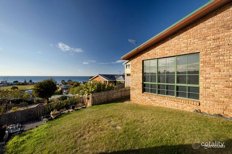 Property photo of 3/7 Quinn Street Penguin TAS 7316