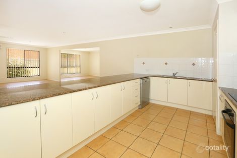 Property photo of 17 Rosegum Drive Molendinar QLD 4214