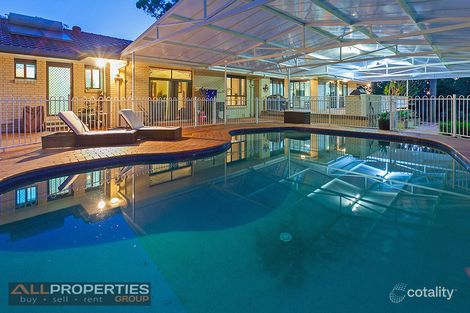 19 Lionheart St, Forestdale, QLD 4118