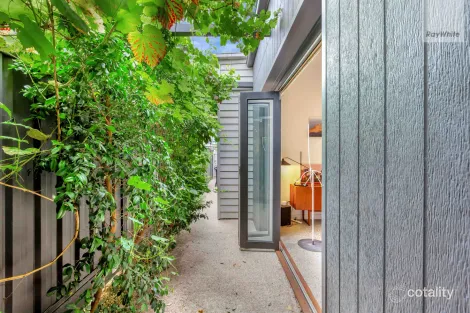 Property photo of 3 Harvey Street Brunswick VIC 3056