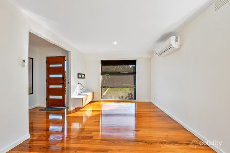 Property photo of 29 Robert Molyneux Avenue Endeavour Hills VIC 3802