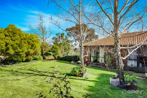 Property photo of 9 Maculosa Court Endeavour Hills VIC 3802