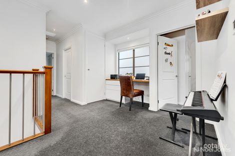 Property photo of 30 Morna Road Doncaster East VIC 3109