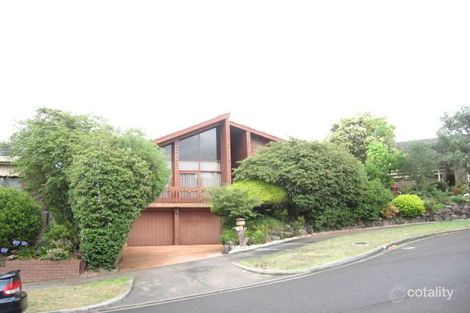 Property photo of 2 Gairlock Court Doncaster VIC 3108