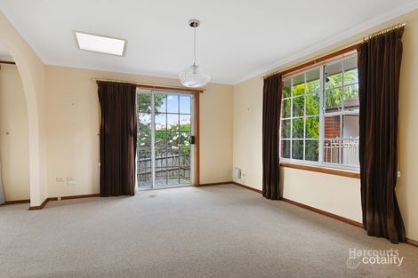 Property photo of 4/15 Topham Street Rose Bay TAS 7015