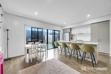 Property photo of 18 Cherry Tree Lane Clyde VIC 3978