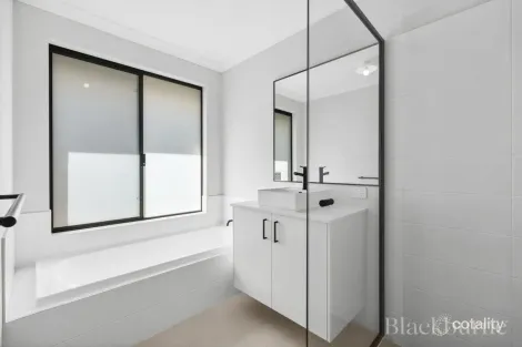 Property photo of 30 Coogee Street Alkimos WA 6038