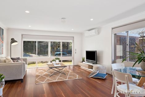 Property photo of 2/30 Central Road Blackburn VIC 3130