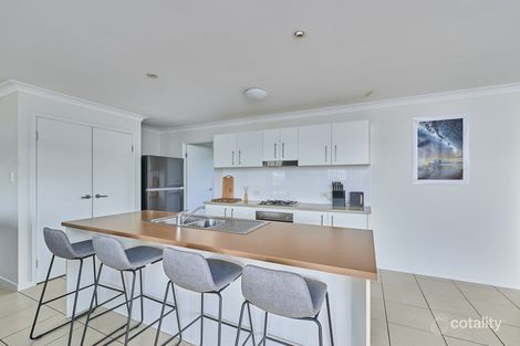 Property photo of 15 Bellbird Circuit New Auckland QLD 4680