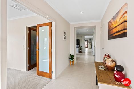 Property photo of 30 McConnell Drive Junortoun VIC 3551