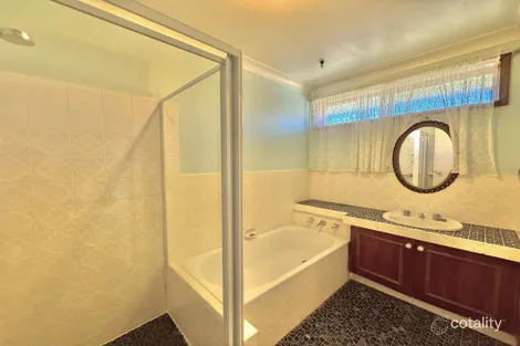 Property photo of 93 Thornhill Street Young NSW 2594