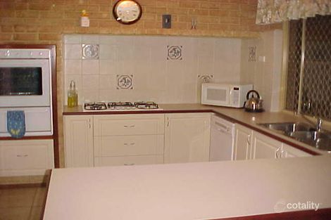 Property photo of 34 Bottlebrush Drive Thornlie WA 6108