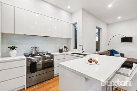 Property photo of 2 Clarence Street Bentleigh East VIC 3165