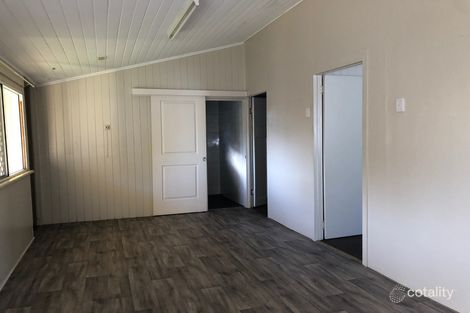 Property photo of 396 Quay Street Depot Hill QLD 4700