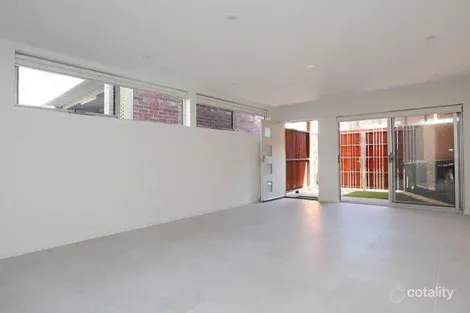 Property photo of 2/15 Blair Place North Melbourne VIC 3051
