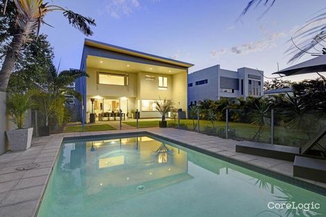 Property photo of 61 Barton Road Hawthorne QLD 4171