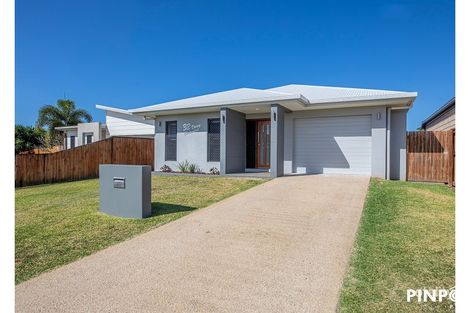 Property photo of 32 Darcy Boulevard Beaconsfield QLD 4740