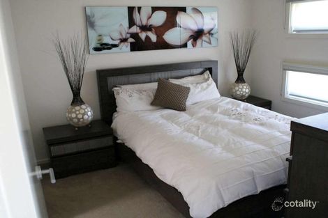 Property photo of 12 Kavanagh Lane Clyde North VIC 3978