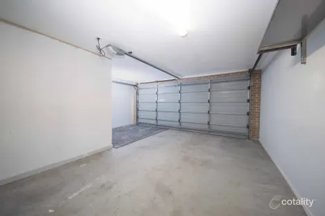 Property photo of 19 Valley Park Boulevard Westmeadows VIC 3049